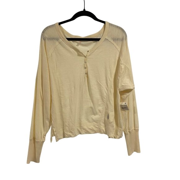 Free People Movement Winner Layer Top NWT Size S - Picture 1 of 9